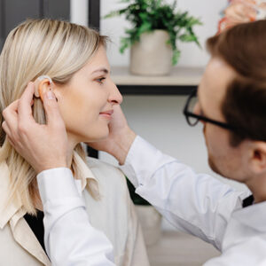 What Happens During a Hearing Aid Fitting (And Why Proper Fitting Matters)